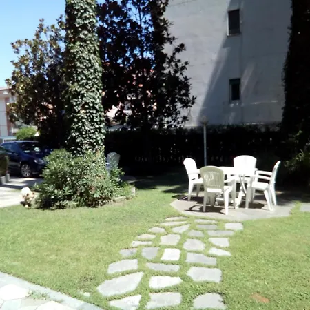 Zurigo Hotel apartamentowy Alassio