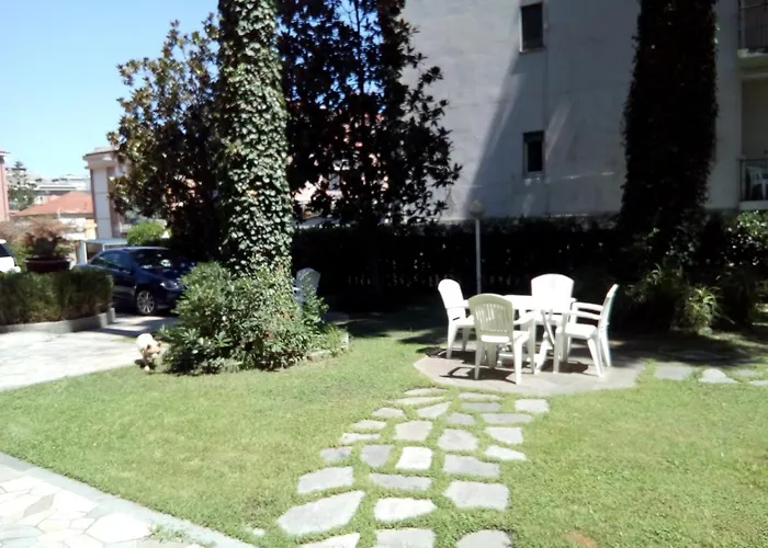 Zurigo Apart Otel Alassio